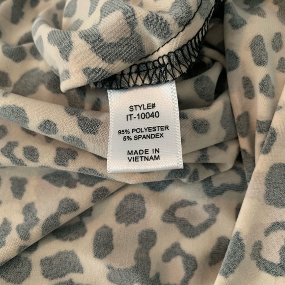 Zenana animal print top - Picture 5 of 5